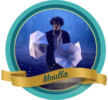 Moulla magicien et illusionniste français en représentation au spectacle Ain’croyable Noël 2025